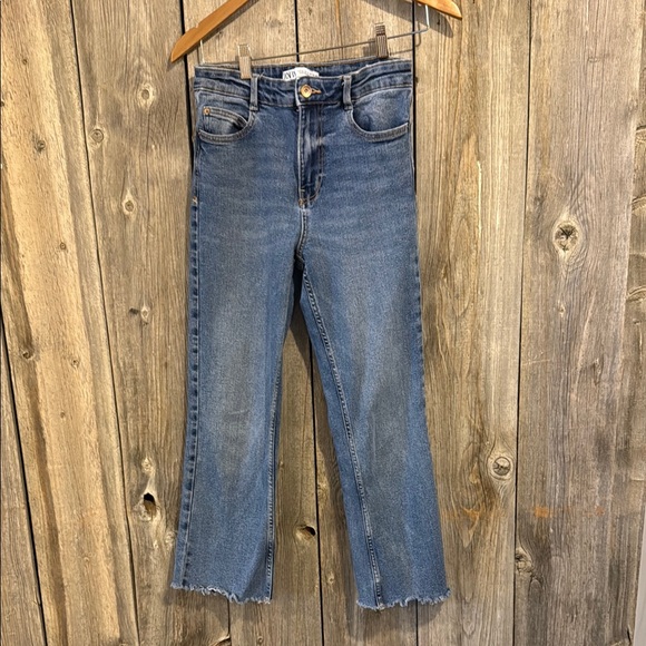 Classic Blue Zara Denim Jeans size 4 - Picture 1 of 10